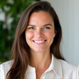 Porträt von Sophie Rieger, zertifizierte Ernährungsexpertin.